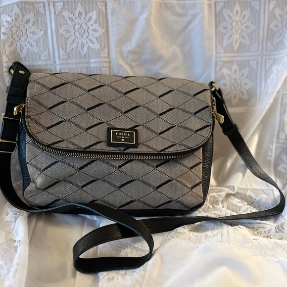 Fossil shoulder bag black and white diamond pattern - Picture 1 of 9